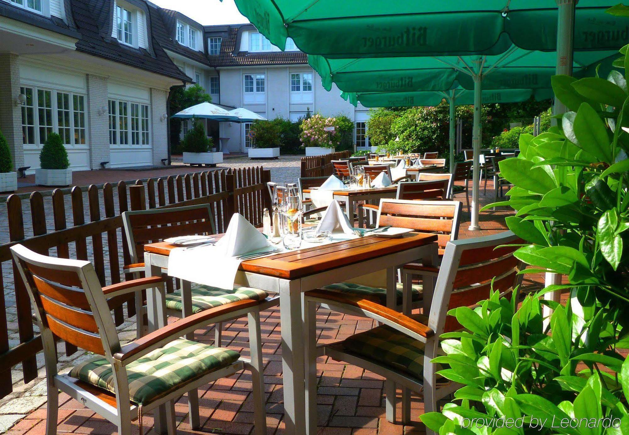 Courtyard By Marriott Hamburg Airport Hotell Exteriör bild