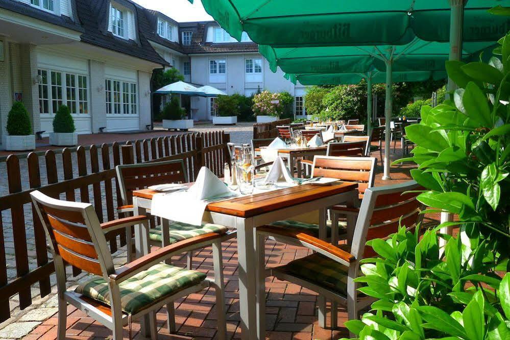 Courtyard By Marriott Hamburg Airport Hotell Exteriör bild
