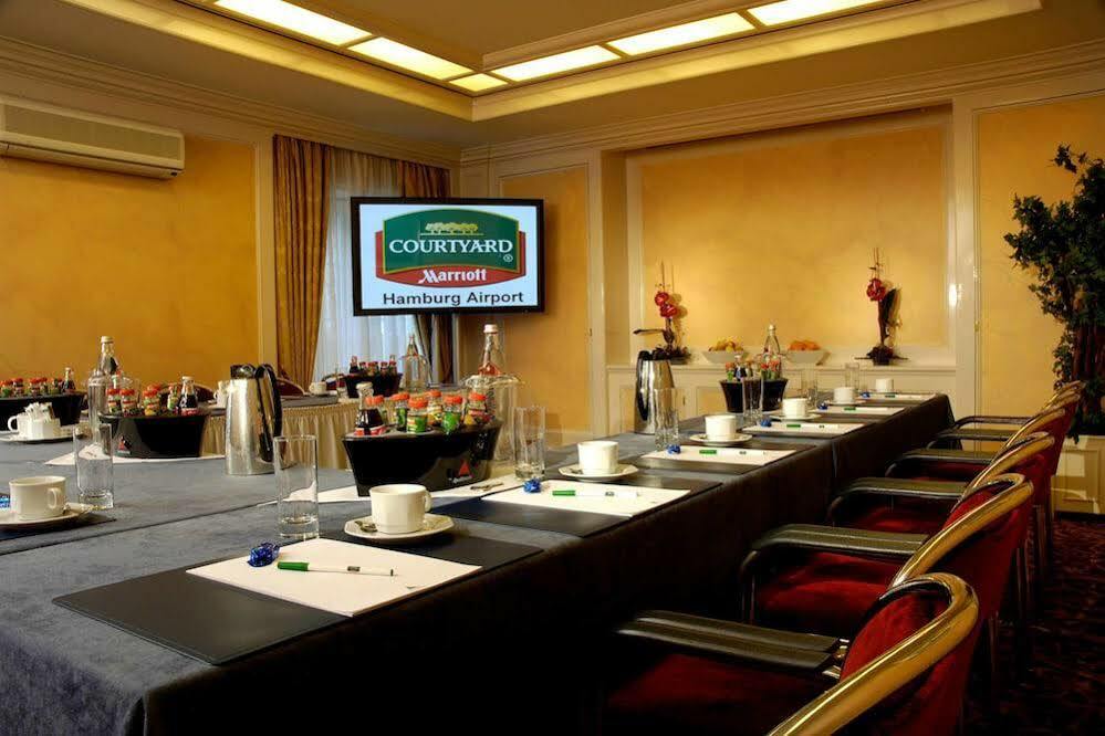 Courtyard By Marriott Hamburg Airport Hotell Exteriör bild